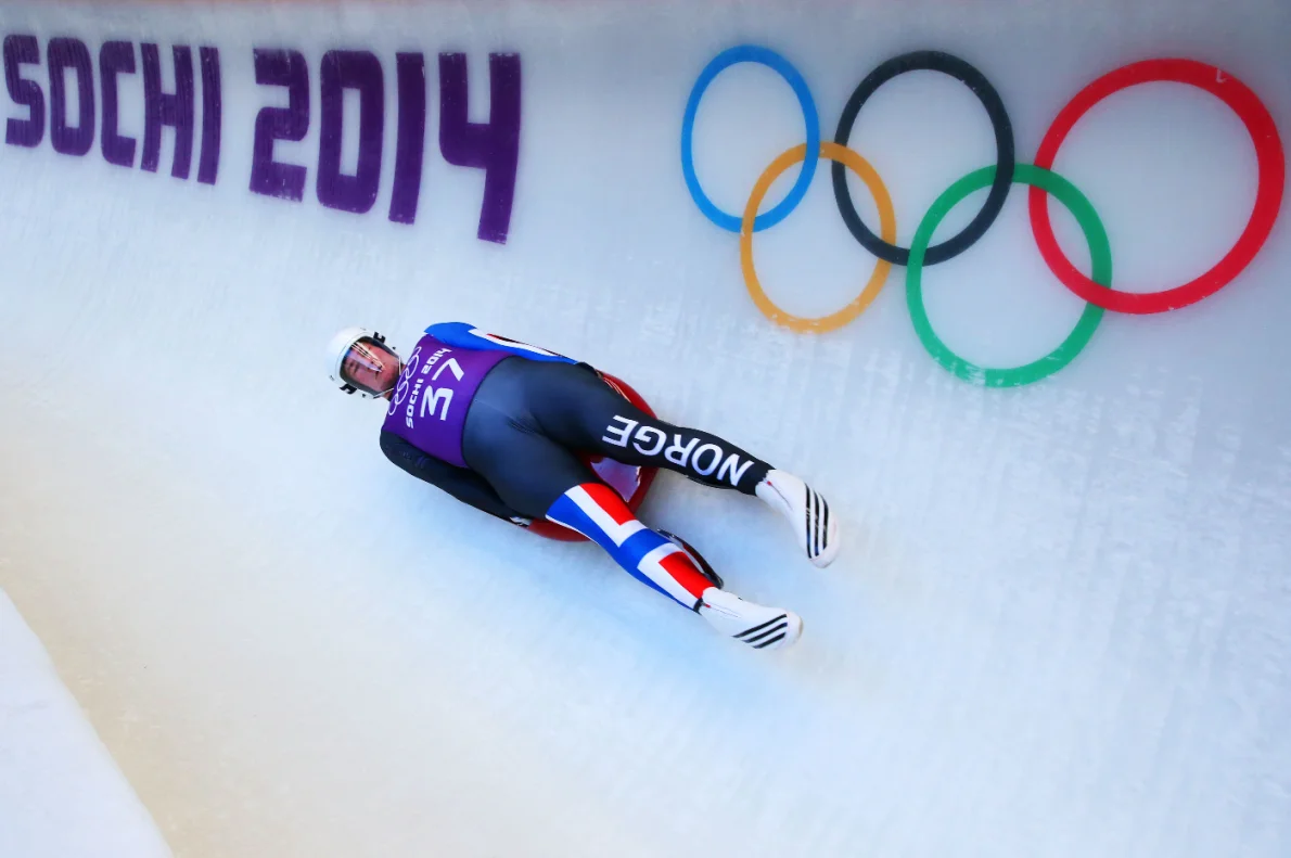 VIDEO: Olympijský magazín se podíval na sáňkařskou dráhu v Soči 2014