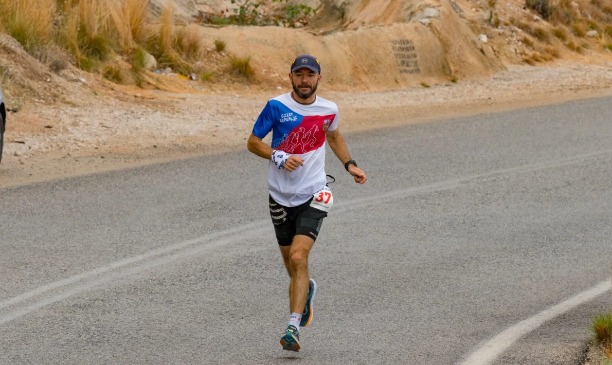 Za 24 hodin ultramaratonu prožijete celý život, říká běžec Brunner 