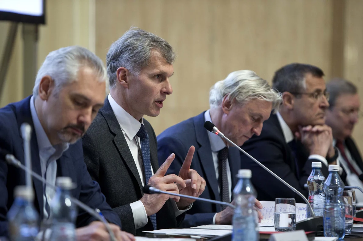 Plénum ČOV se shodlo na postoji vůči účasti Ruska a Běloruska na hrách v Paříži