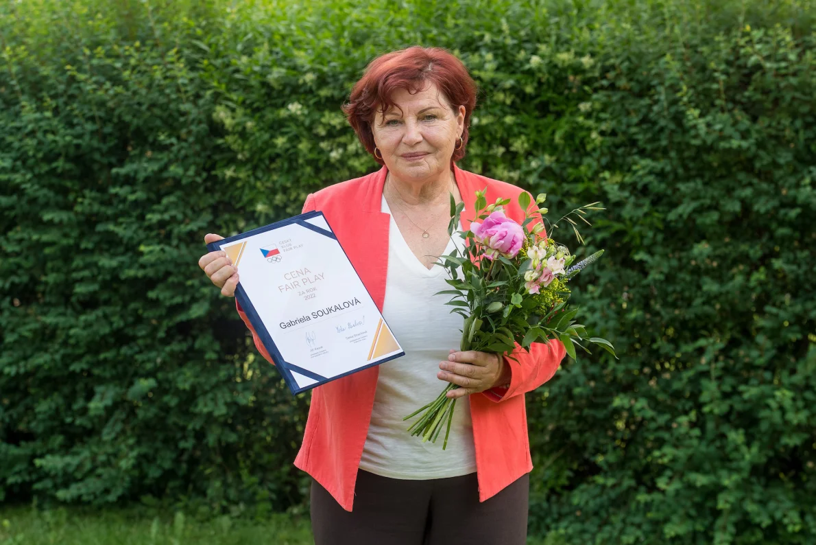 Fair play awards were presented to people who saved lives, to school children and to coaches Soukalová and Jílková for their lifelong achievements