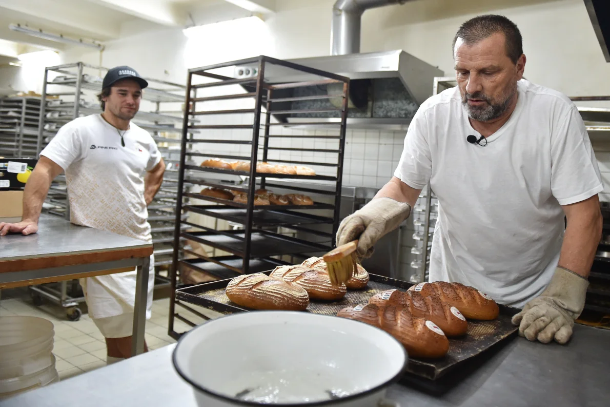 Czech bread, smoked meat or sweet mini buns. What else is on the menu at the Czech House?