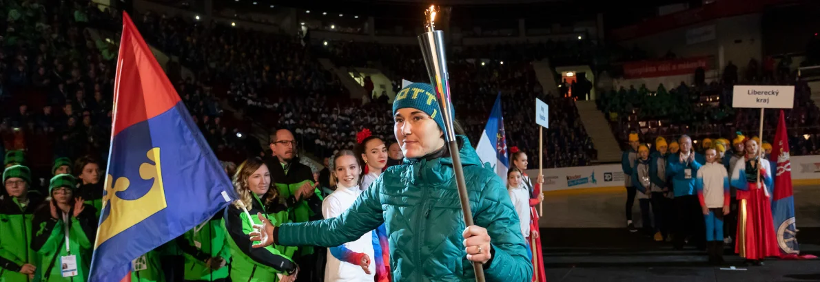 Zimní olympiáda dětí a mládeže v kraji horkých pramenů byla zahájena