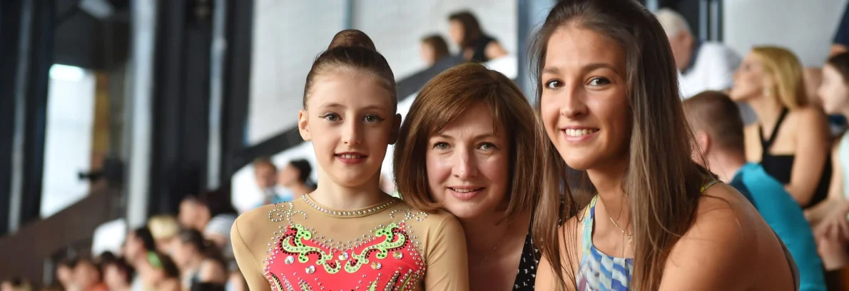 Úkoly zvládá s nohou za hlavou. Olympijská nadace pomohla gymnastce na Olympiádu dětí a mládeže