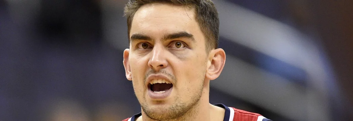 Satoranský mění v NBA sekundy na minuty. A v týmu zapadl, spoluhráči mu dokonce zpívali